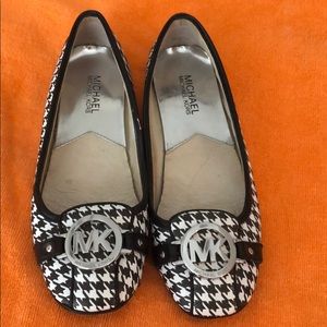 Michael Kors flats